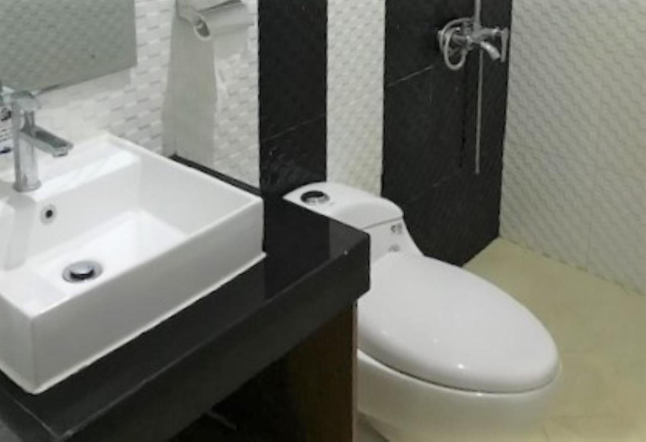 Hotel Segiri Samarinda Bagian luar foto