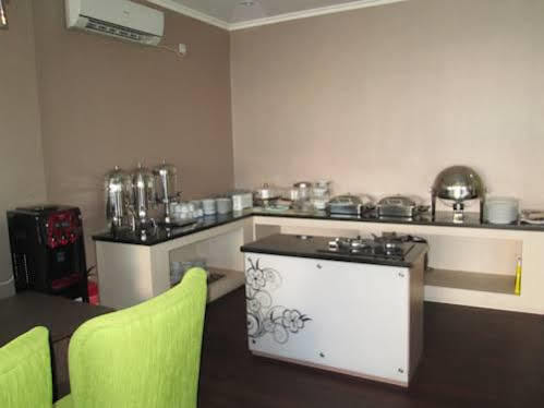 Hotel Segiri Samarinda Bagian luar foto